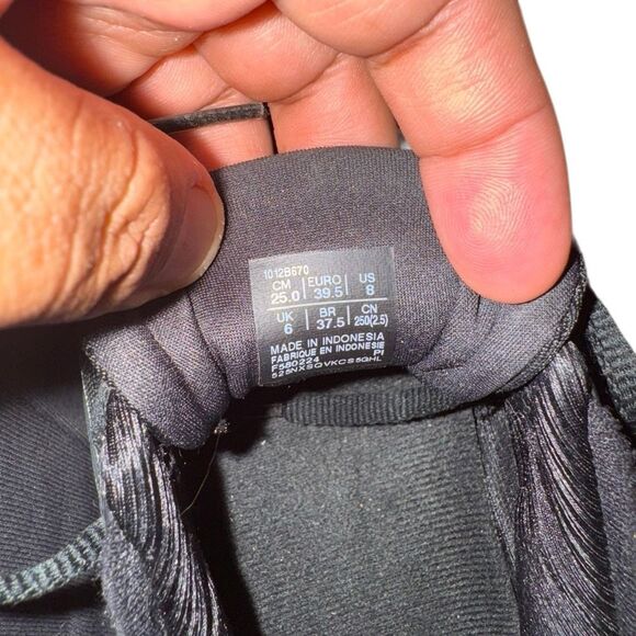 Asics Womens Gel Kayano 31 1012B670 Black Running Shoes Sneakers Size 8 - Picture 3 of 10